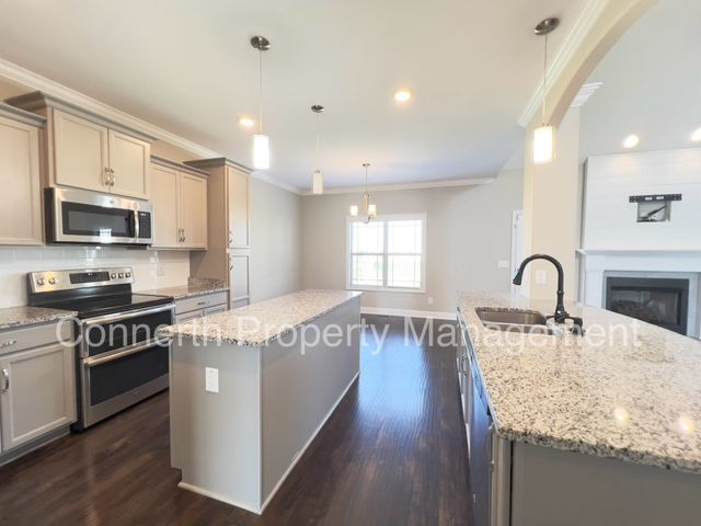 1249 Upland Ter, Clarksville, TN 37043