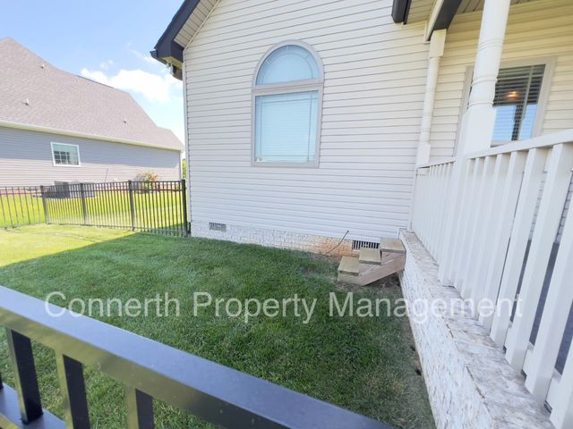 1249 Upland Ter, Clarksville, TN 37043