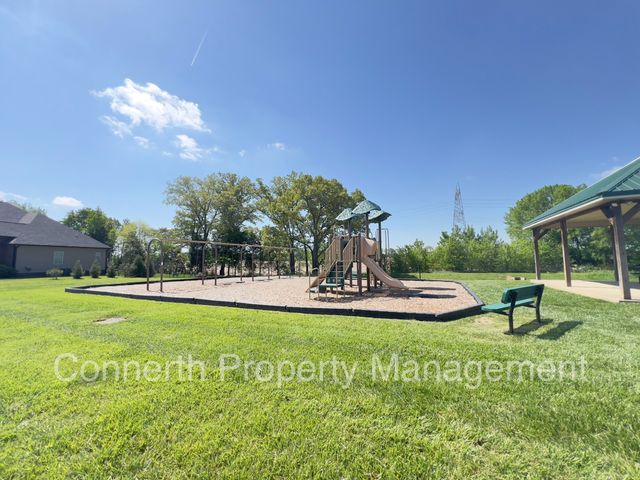 1249 Upland Ter, Clarksville, TN 37043