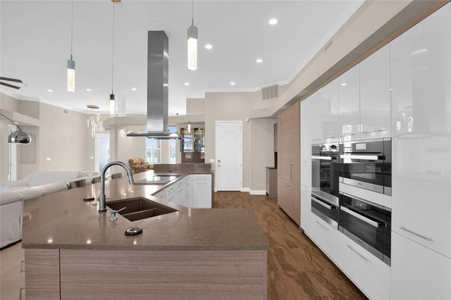 133 VIA CAPRI, New Smyrna Beach, FL 32169