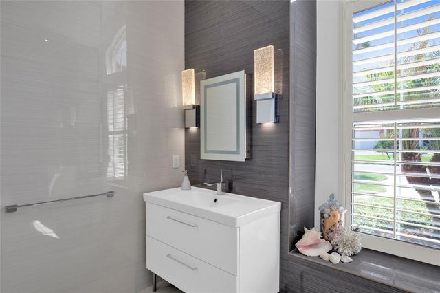 133 VIA CAPRI, New Smyrna Beach, FL 32169