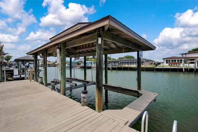 133 VIA CAPRI, New Smyrna Beach, FL 32169