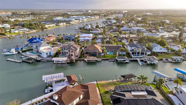 133 VIA CAPRI, New Smyrna Beach, FL 32169