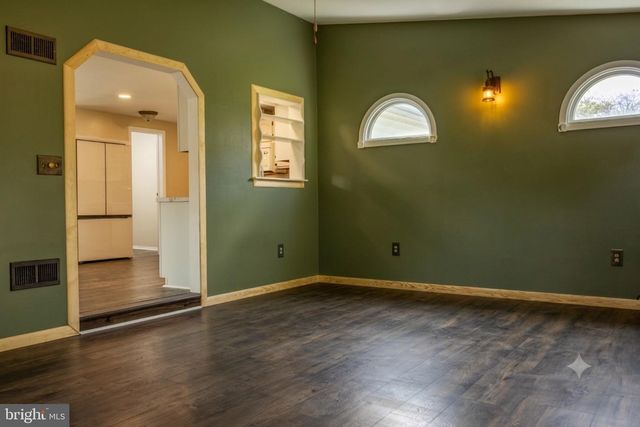 273 SMEACH DR, Hanover, PA 17331