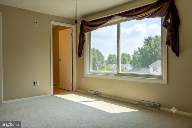 273 SMEACH DR, Hanover, PA 17331