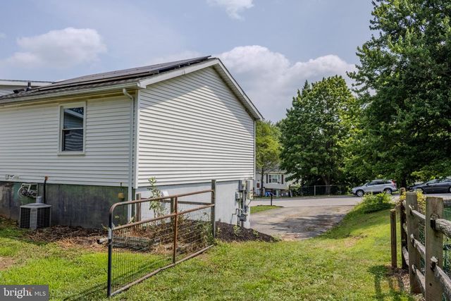 273 SMEACH DR, Hanover, PA 17331