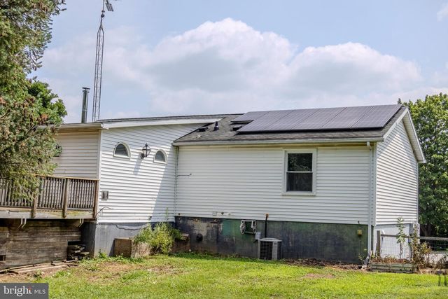 273 SMEACH DR, Hanover, PA 17331