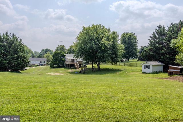 273 SMEACH DR, Hanover, PA 17331