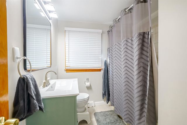 1 Bretton Drive, Merrimack, NH 03054