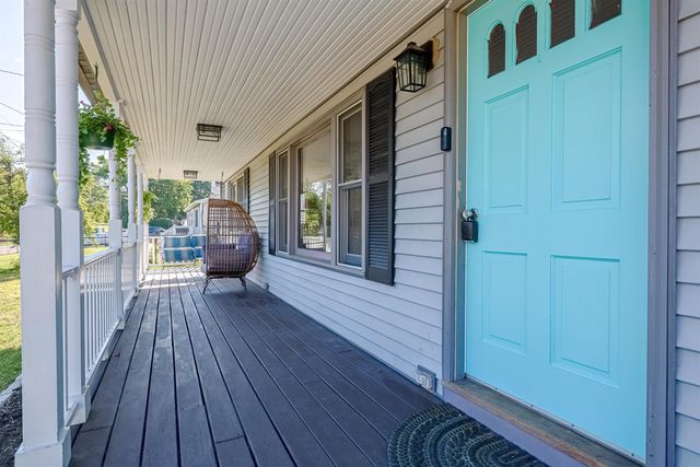 1 Bretton Drive, Merrimack, NH 03054