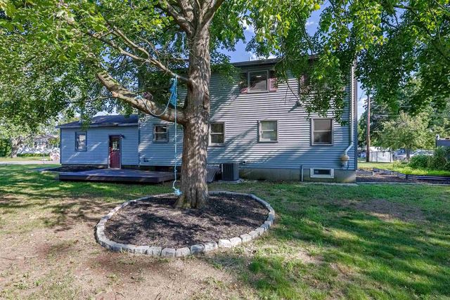 1 Bretton Drive, Merrimack, NH 03054