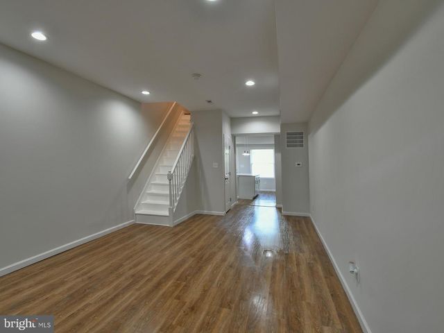 2114 CLIFTWOOD AVE, Baltimore, MD 21213