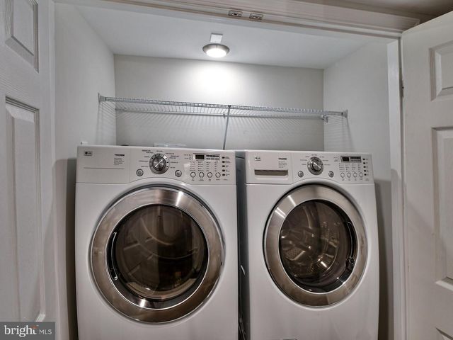 2114 CLIFTWOOD AVE, Baltimore, MD 21213