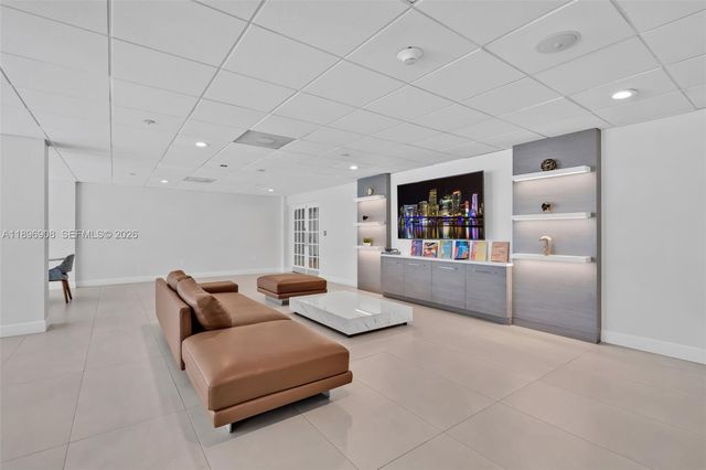 155 Ocean Lane Drive 302, Key Biscayne, FL 33149