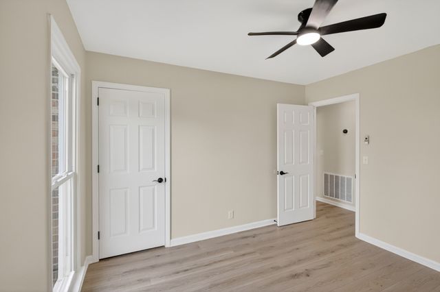 436 Sunset Dr, Mount Juliet, TN 37122