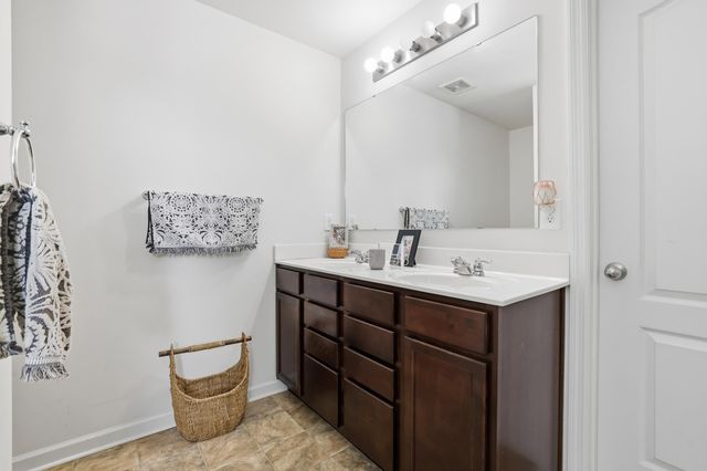 124 Thorndale Drive, Georgetown, KY 40324