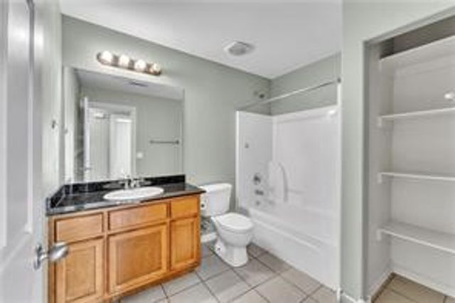 286-288 Copper Oaks Drive, Centerton, AR 72719