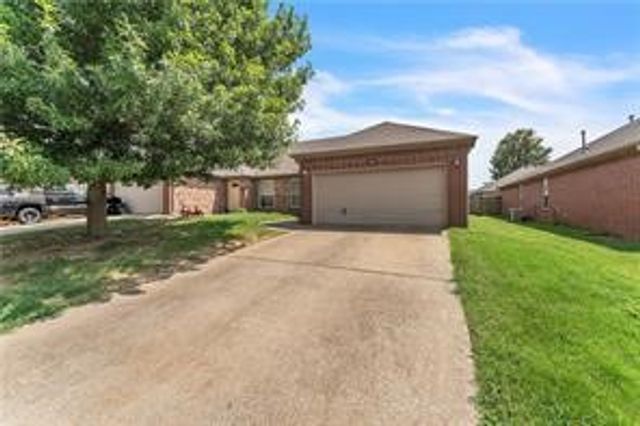 286-288 Copper Oaks Drive, Centerton, AR 72719