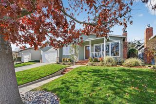 2234 Roosevelt Avenue, Redwood City, CA 94061