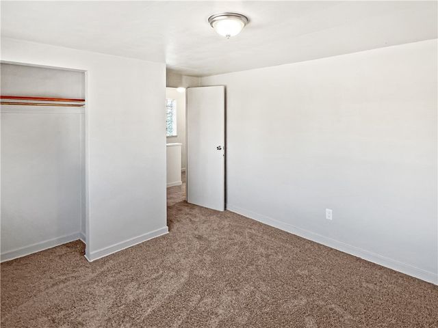 6444 Apple St, Lincoln Larimer, PA 15206