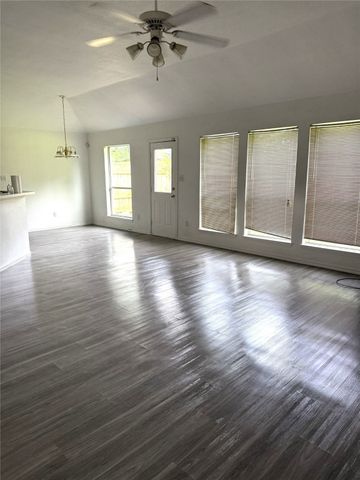 334 River Oaks Lane, Canton, TX 75103