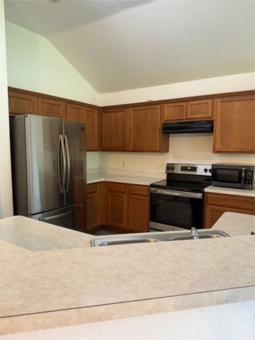 334 River Oaks Lane, Canton, TX 75103