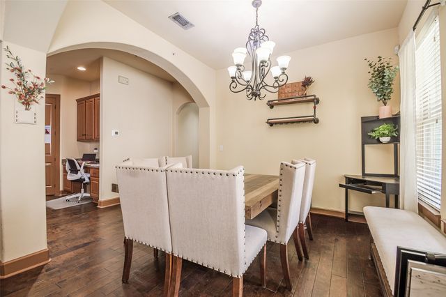 6631 Via Positano 212, Irving, TX 75039