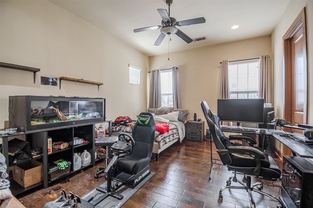 6631 Via Positano 212, Irving, TX 75039