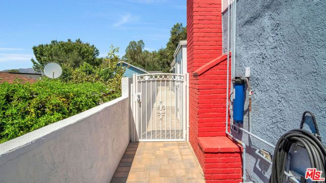 7069 Apperson Street, Los Angeles, CA 91042