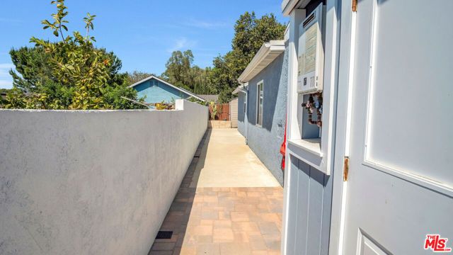 7069 Apperson Street, Los Angeles, CA 91042