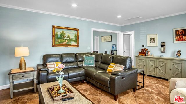 7069 Apperson Street, Los Angeles, CA 91042