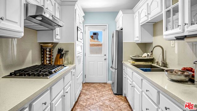 7069 Apperson Street, Los Angeles, CA 91042