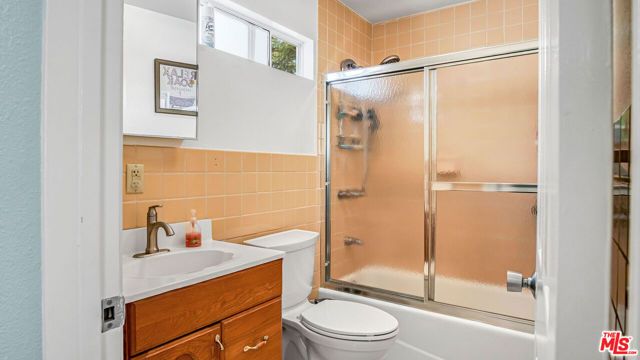 7069 Apperson Street, Los Angeles, CA 91042