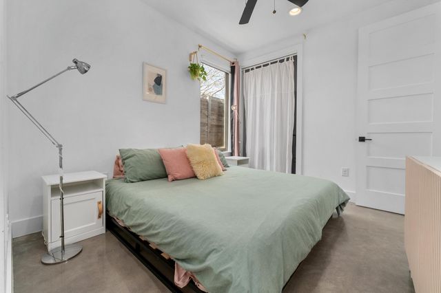 2014 E 9th ST 2, Austin, TX 78702