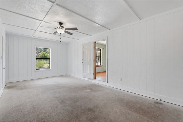 257 County Road 332, Eureka Springs, AR 72632