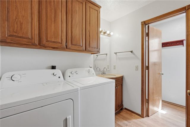 257 County Road 332, Eureka Springs, AR 72632