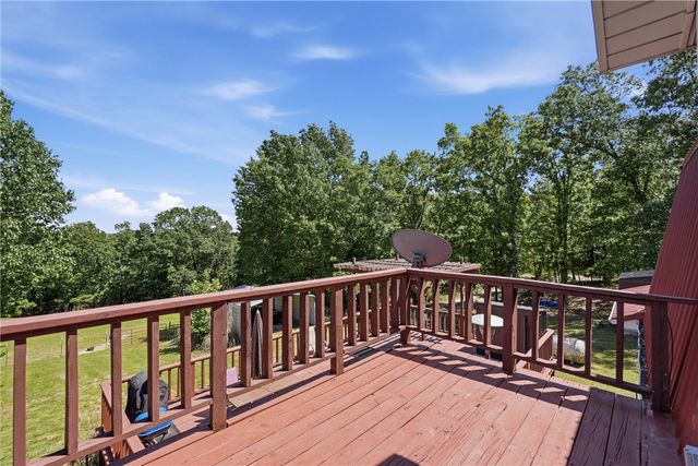 257 County Road 332, Eureka Springs, AR 72632