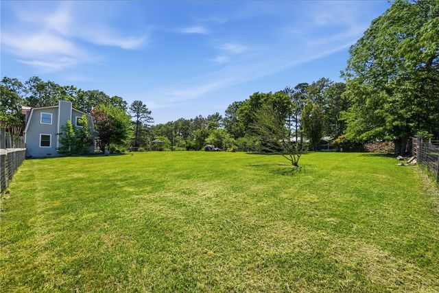 257 County Road 332, Eureka Springs, AR 72632
