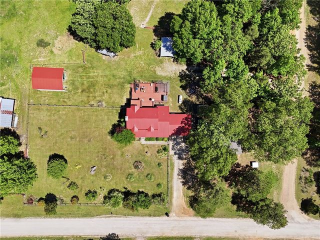 257 County Road 332, Eureka Springs, AR 72632