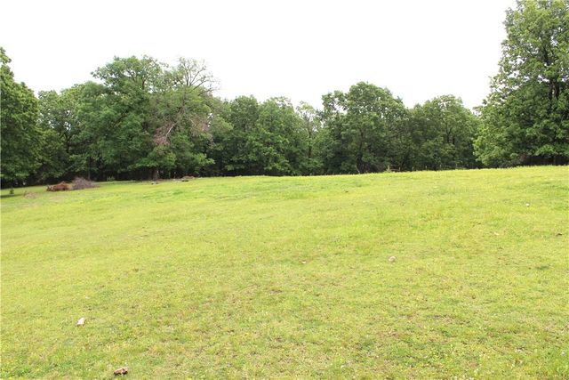 257 County Road 332, Eureka Springs, AR 72632