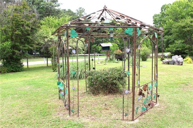 257 County Road 332, Eureka Springs, AR 72632