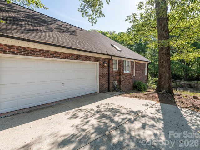 4799 Morris Glen Drive SW, Concord, NC 28027