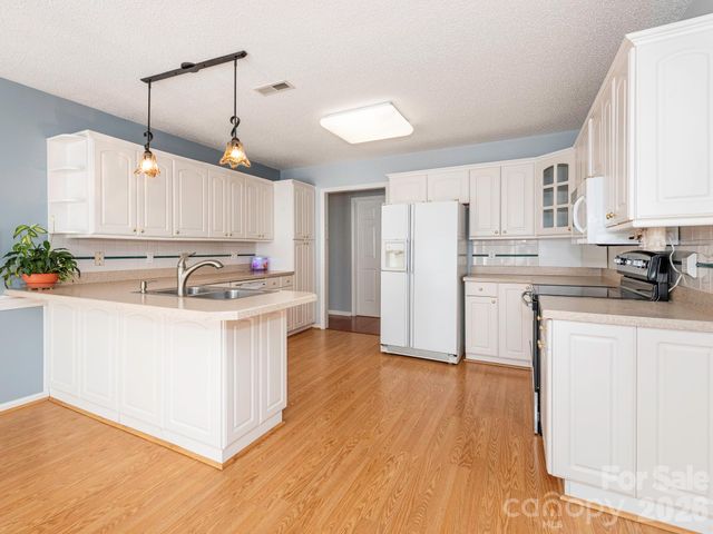 4799 Morris Glen Drive SW, Concord, NC 28027