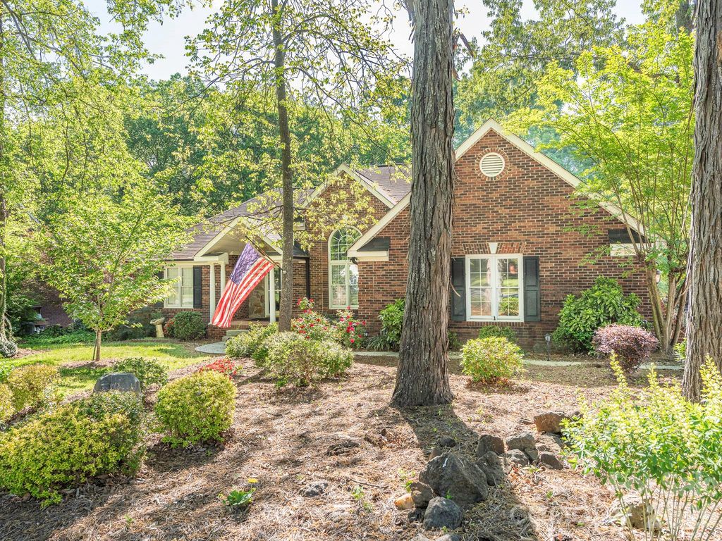 4799 Morris Glen Drive SW, Concord, NC 28027