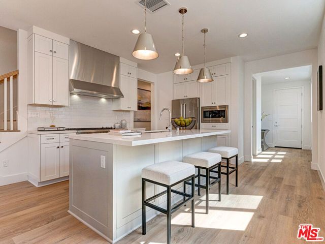1625 S Wooster Street, Los Angeles, CA 90035