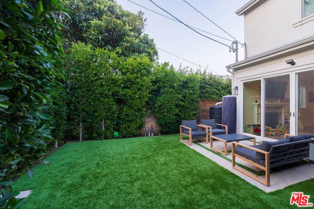 1625 S Wooster Street, Los Angeles, CA 90035