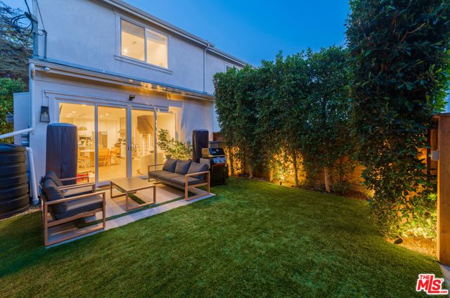1625 S Wooster Street, Los Angeles, CA 90035