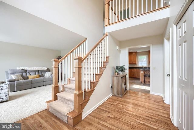 2851 PRIMROSE LN N, York, PA 17404