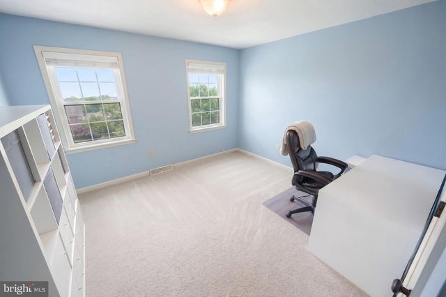 2851 PRIMROSE LN N, York, PA 17404