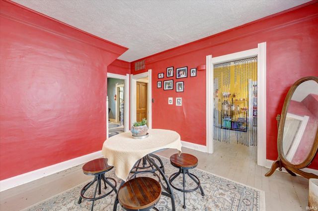 613 S Walnut Street, Bloomington, IN 47401